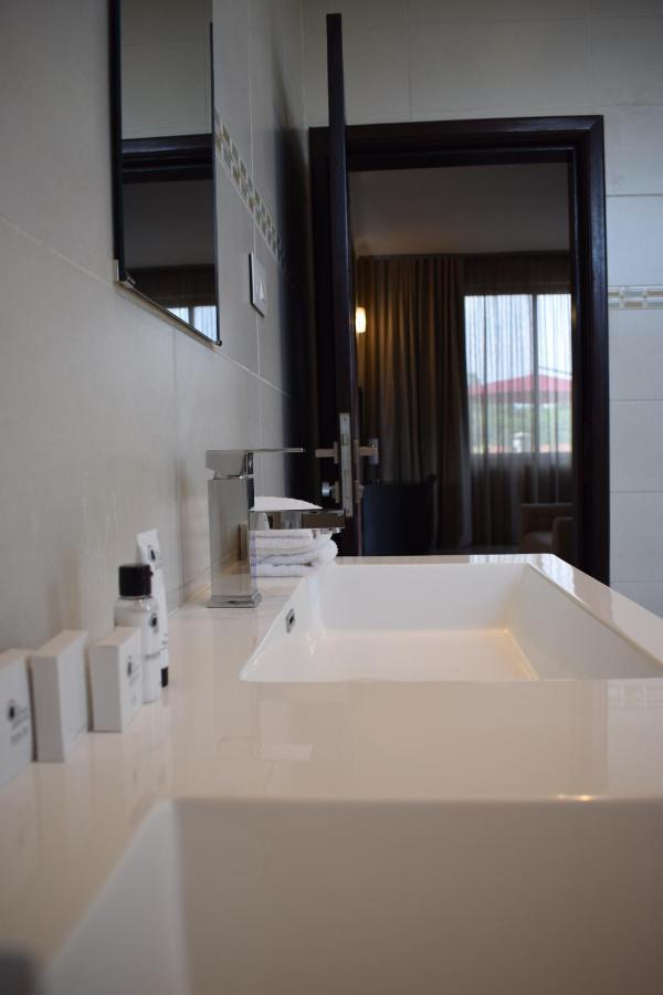 Mythos Boutique Hotel Kigali Ngoại thất bức ảnh